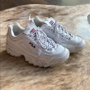 White fila shoes